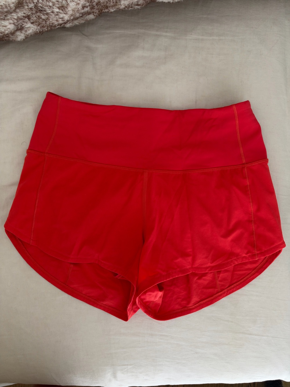 Lululemon High Rise 2.5 In Speed Up Shorts